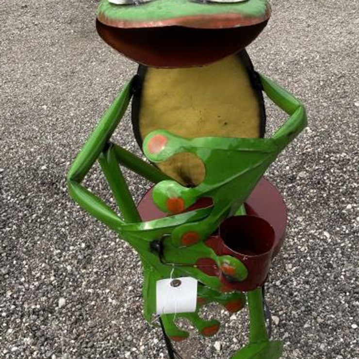 #150 • Metal Art - Frog Sitting on Stool