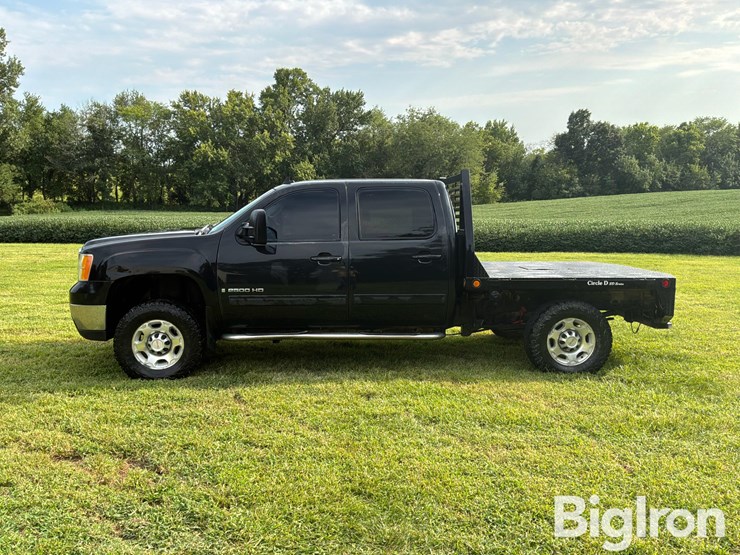 2009-gmc-sierra-2500-image-8