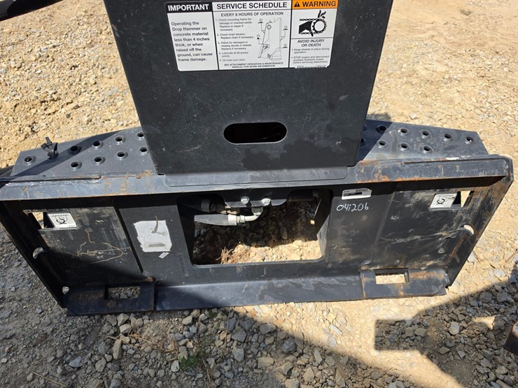 #26513-•-bobcat-hydraulic-drop-hammer-skid-steer-attachment-image-8