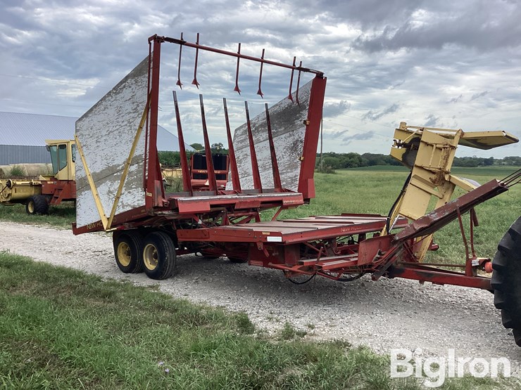 new-holland-stackliner-1034-image-2
