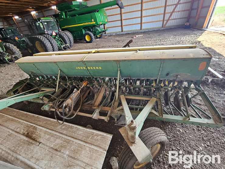 john-deere-model-a-image-2