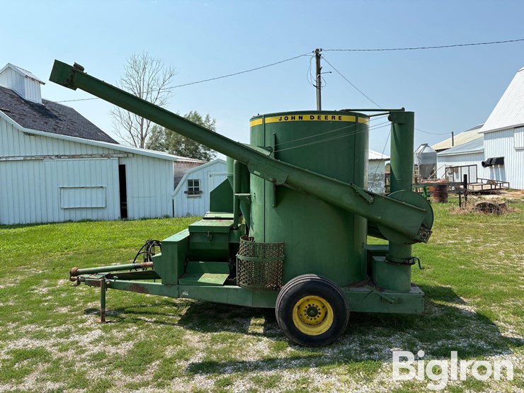 1979-john-deere-700-image-8