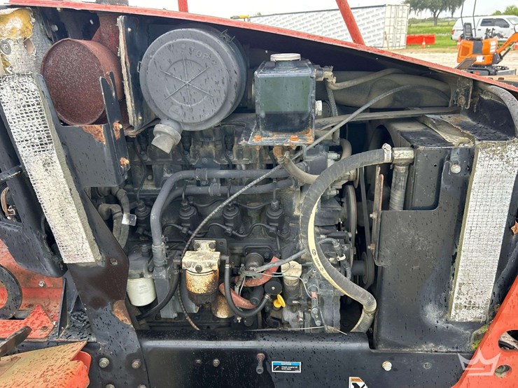 2012-ditch-witch-rt80-image-7