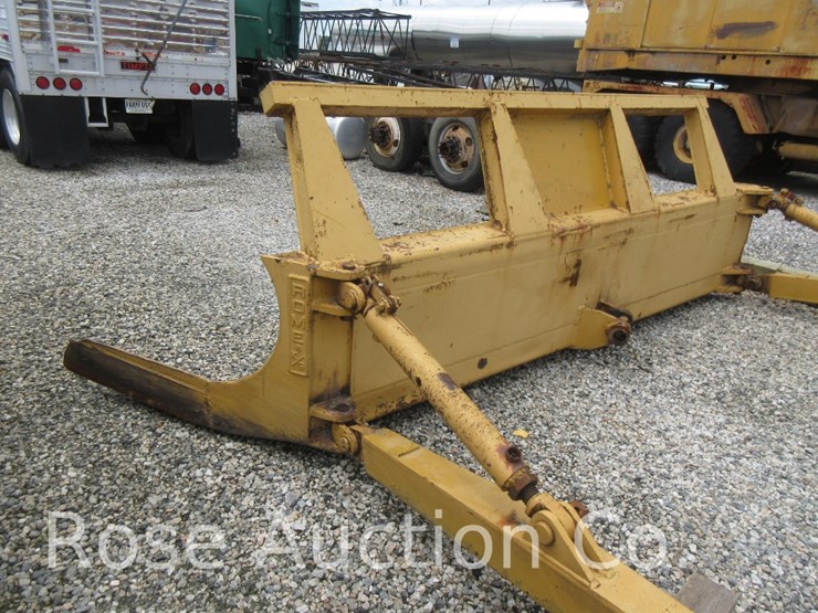 komatsu-d65-image-2