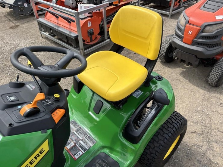 2026-john-deere-s120-image-12