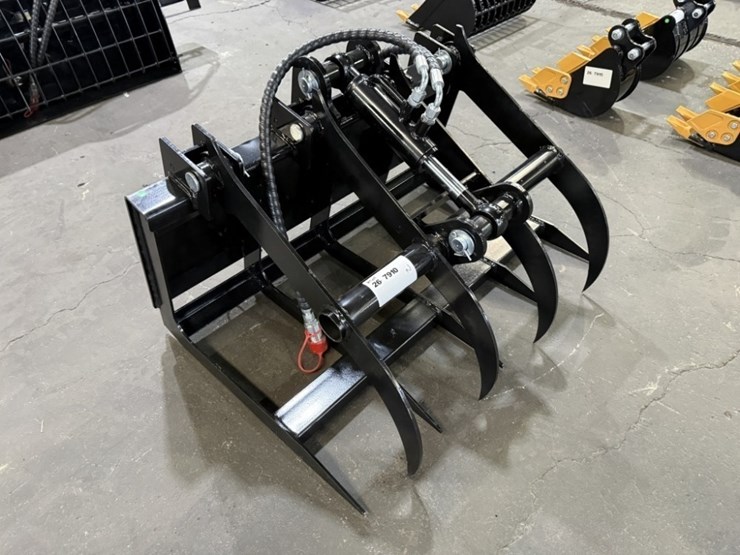 2026-sdlanch-mini-wood-grapple-bucket-image-1