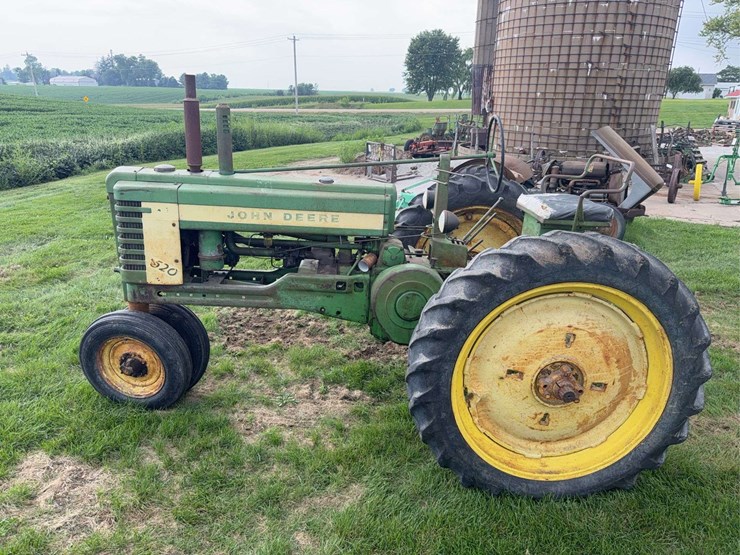 john-deere-b-image-2