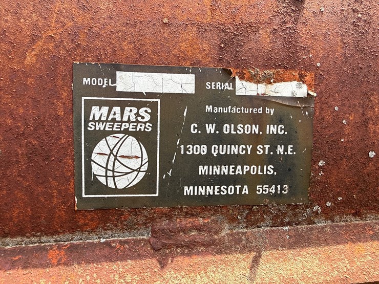 #705-•-mars-48”-tow-behind-lawn-sweeper-image-6
