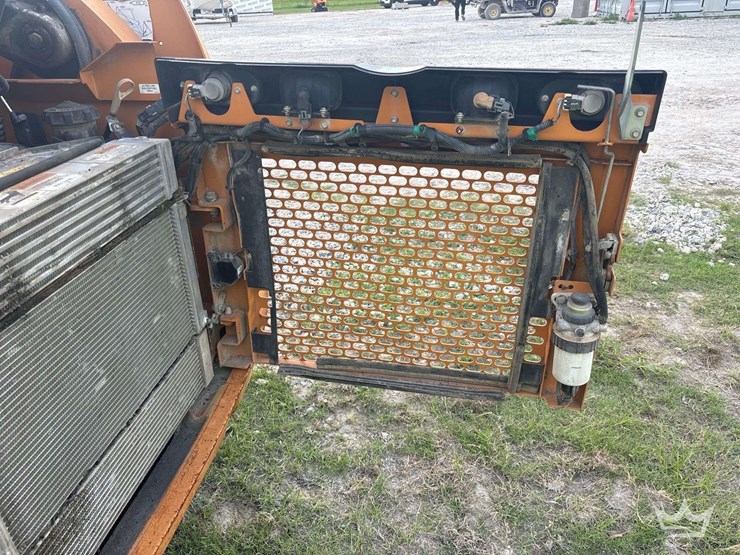 2013-case-tv380-image-26