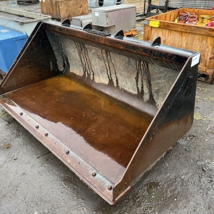 Blue Diamond 72" GP Bucket