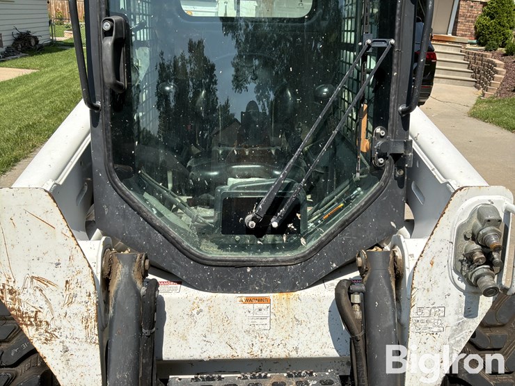 2017-bobcat-s550-image-11