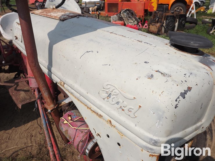 ford-8n-image-16
