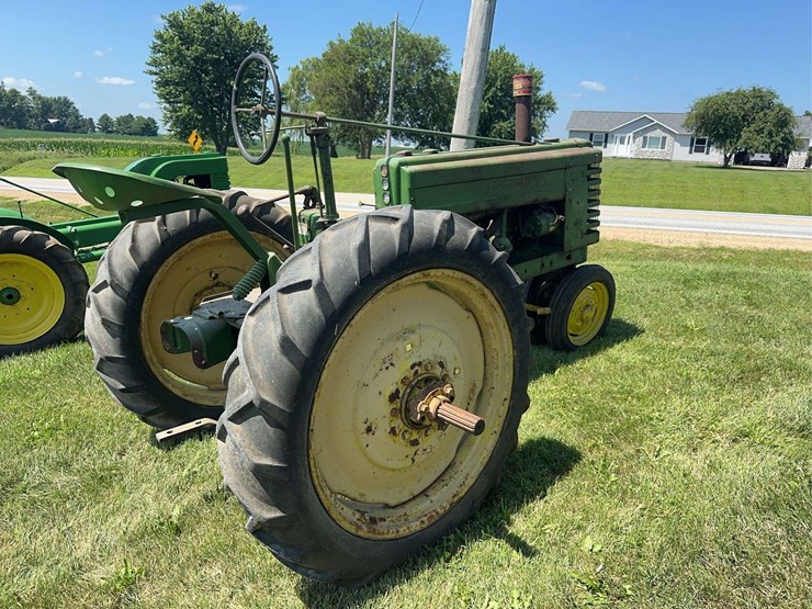 john-deere-h-image-5