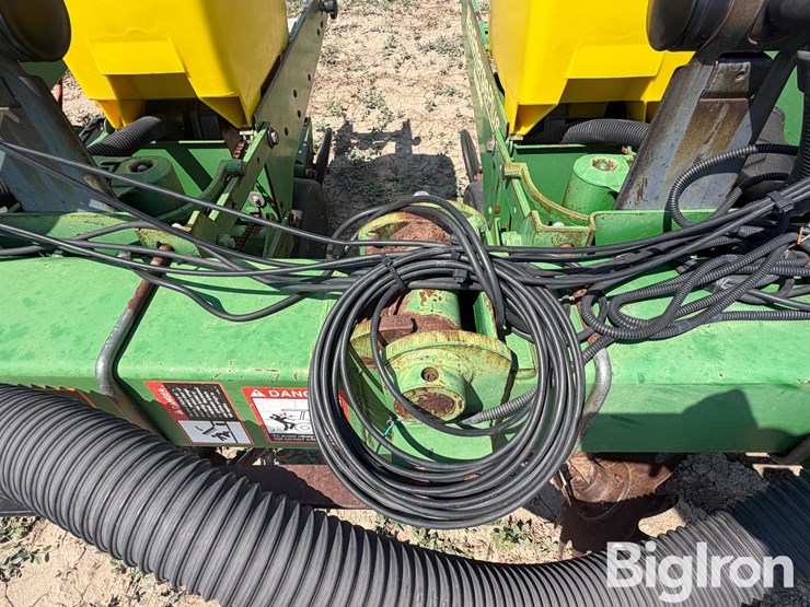 john-deere-1710-image-20