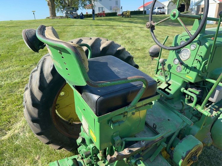 john-deere-70-image-29