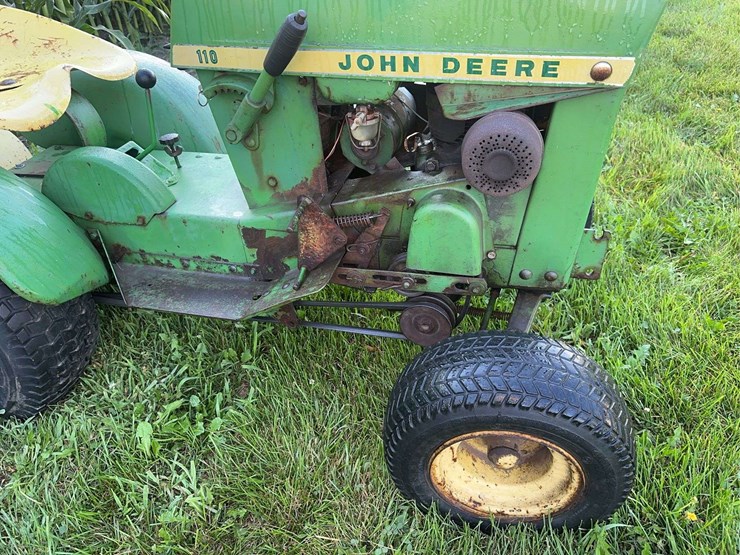 john-deere-110-image-5