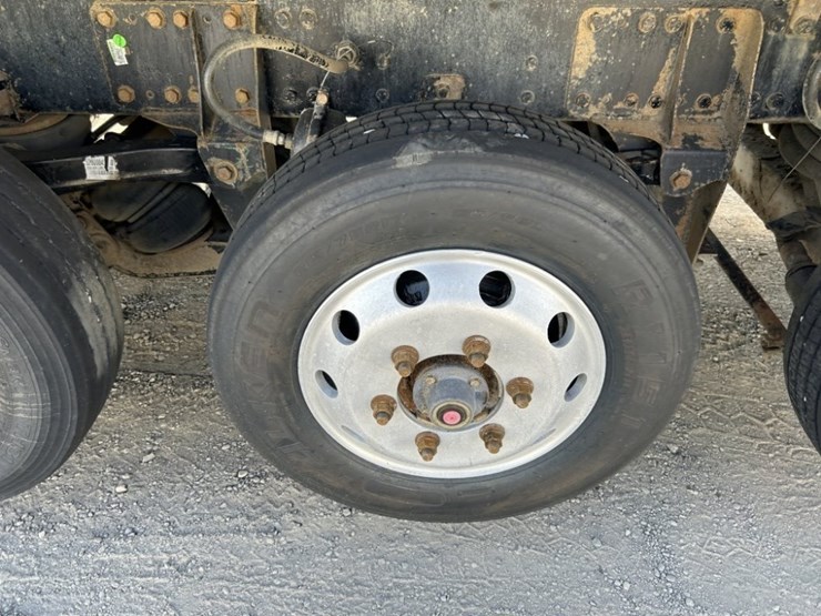 2015-western-star-4900sb-image-42