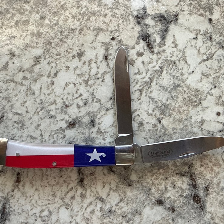 #1051 • Buckshot pocket knife