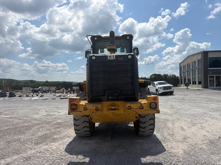 2015-caterpillar-924k-image-5