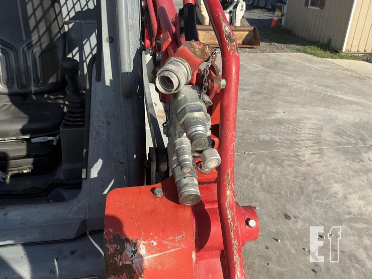 2021-takeuchi-tl10v2-image-13