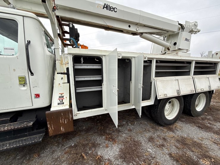 2000-international-4900-image-28