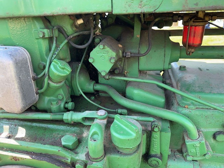 john-deere-70-image-31
