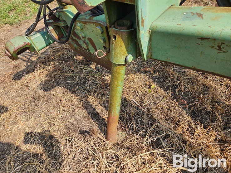 1990-john-deere-2700-image-14