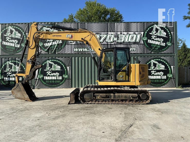 2021-caterpillar-310-image-1