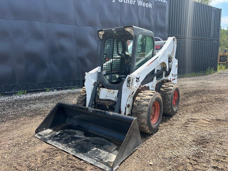 2011-bobcat-s750-image-2