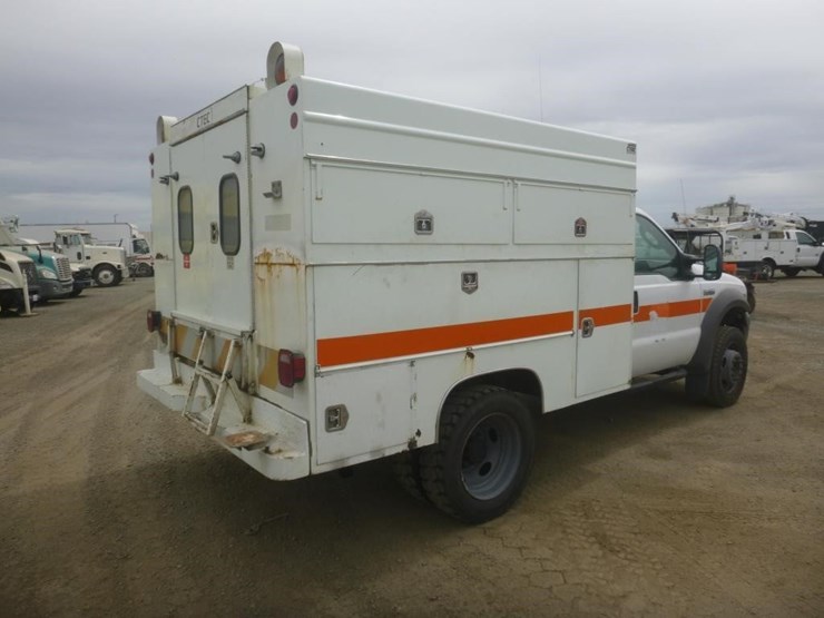 2005-ford-f450-image-3