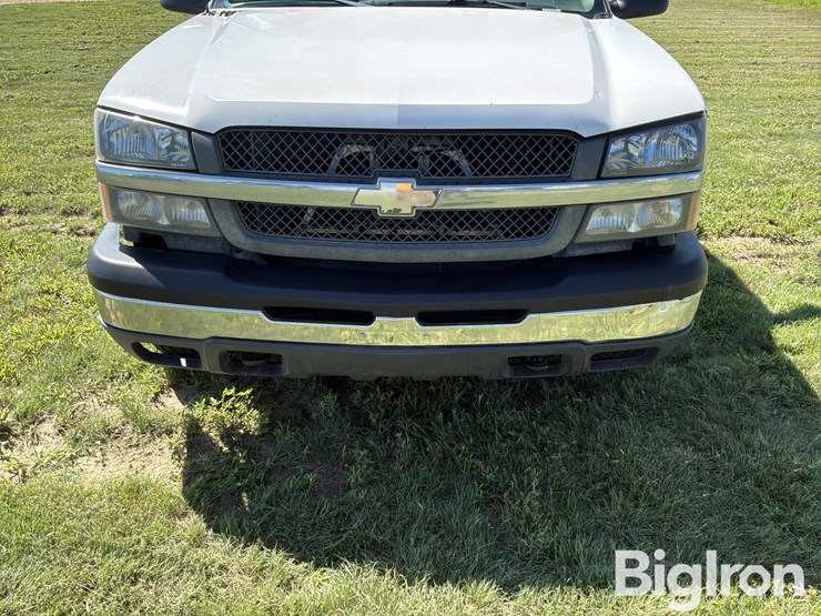 2003-chevrolet-silverado-2500-image-11