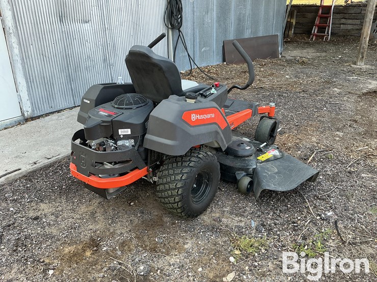 husqvarna-z-254f-zero-turn-lawn-mower-image-5
