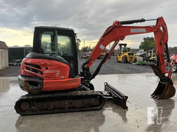 2018-kubota-kx057-4-image-5