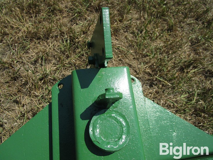 john-deere-8-image-15