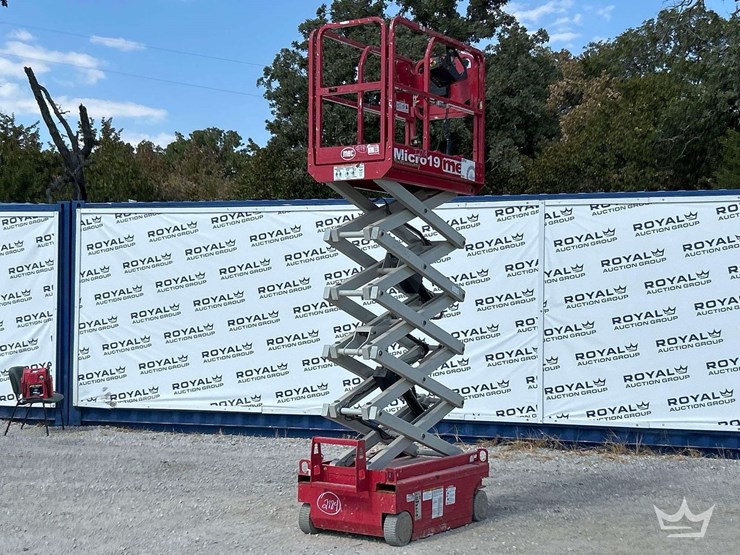 scissor-lift-image-1