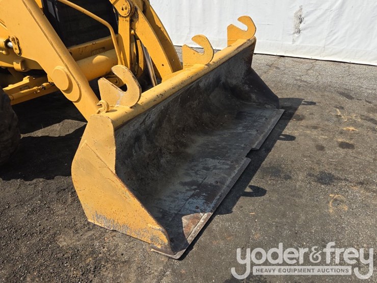 caterpillar-416c-image-13