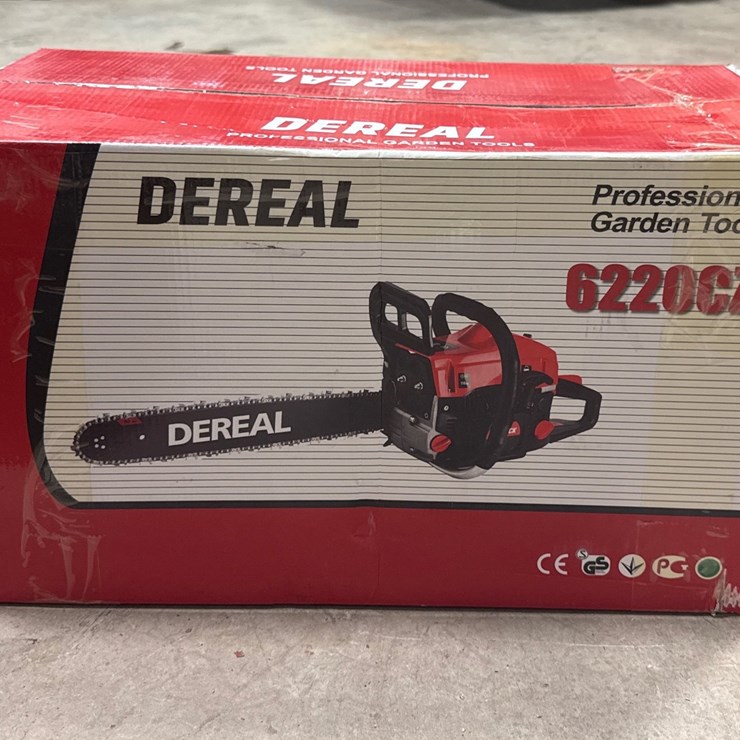 #1100 • New Dereal Chain Saw