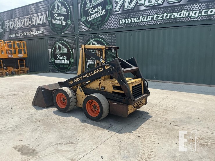 1992-new-holland-l553-image-2