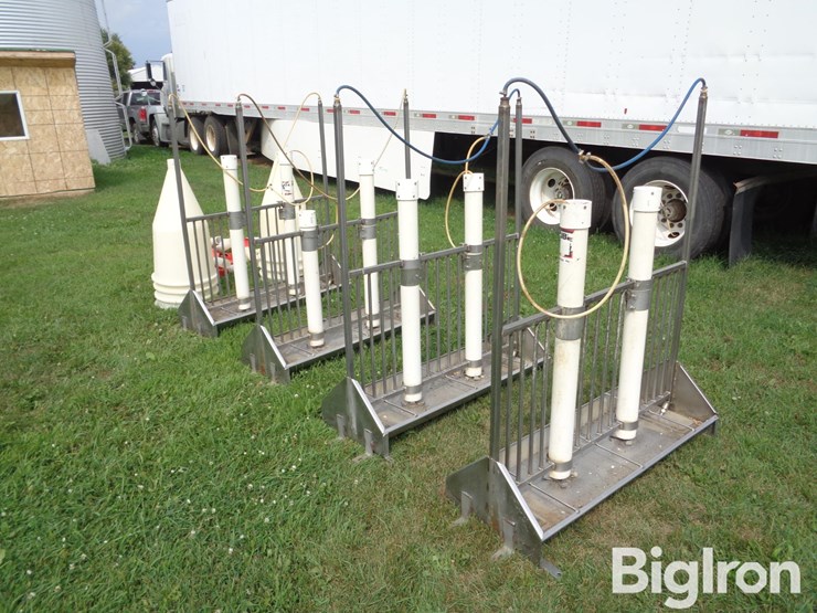 stainless-steel-tube-feeders-image-12