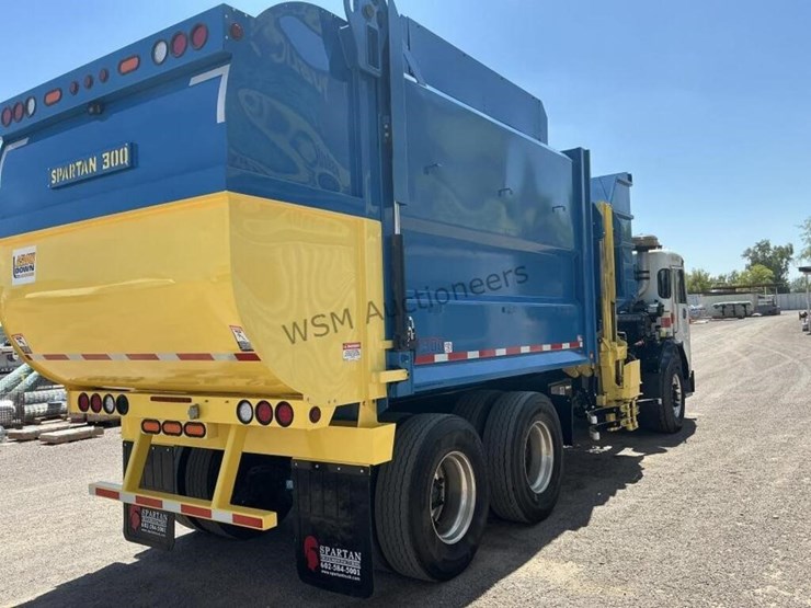 2018-peterbilt-520-image-5