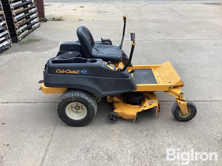 cub-cadet-rzt42-image-4