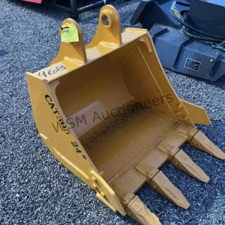 CATERPILLAR 305
