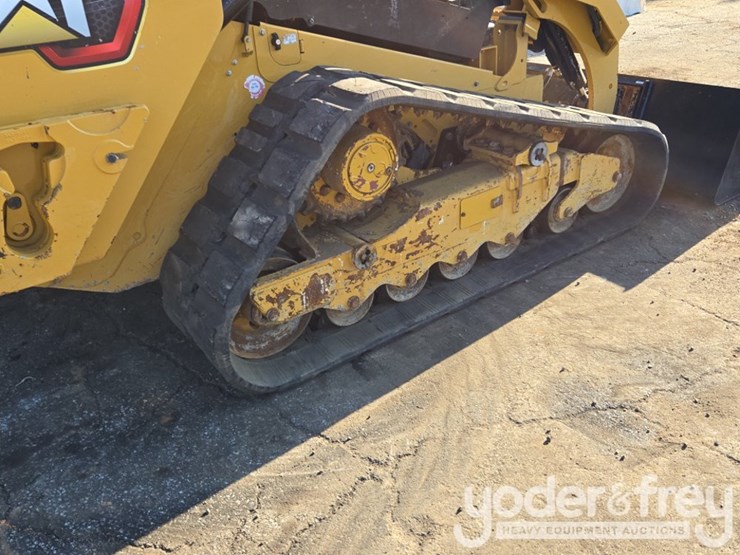 2023-caterpillar-289d3-image-11
