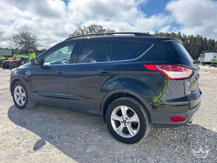2015-ford-escape-image-4