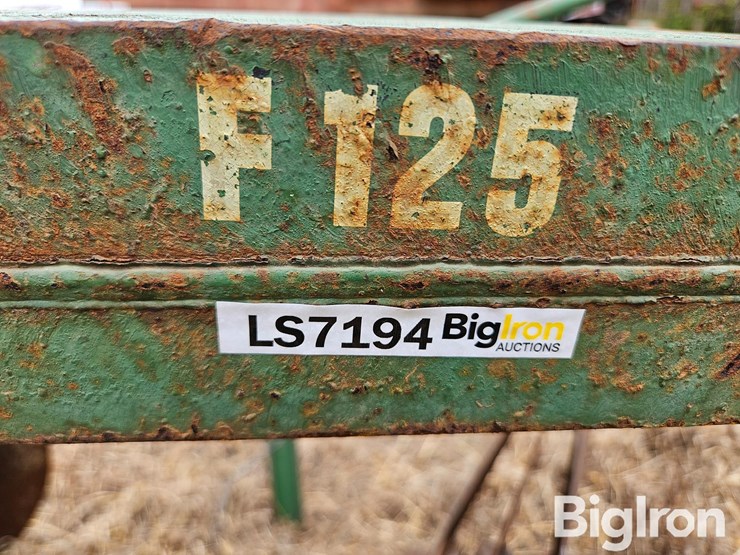 john-deere-f125-image-18