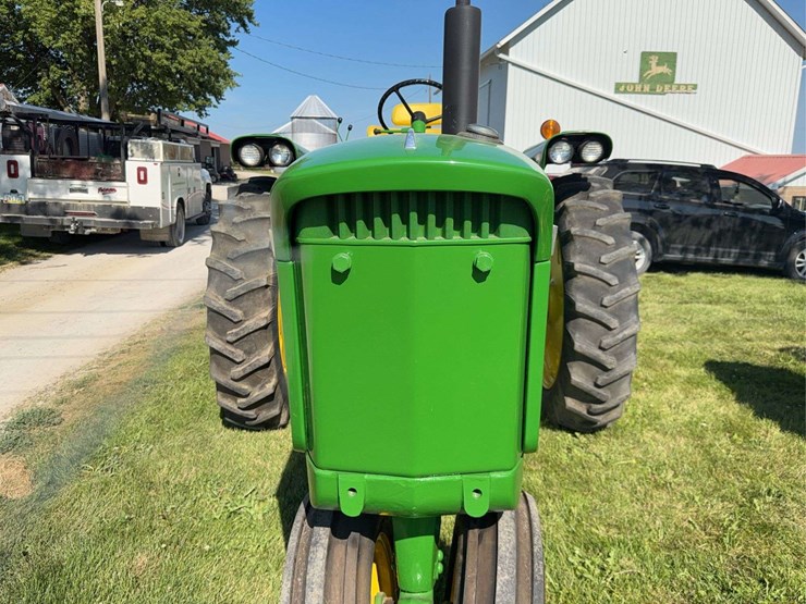 john-deere-2520-image-9