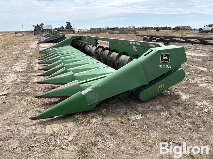 2011-john-deere-1253a-image-1
