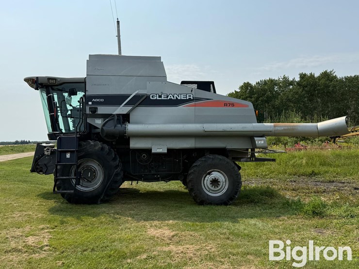 2007-gleaner-r75-image-8