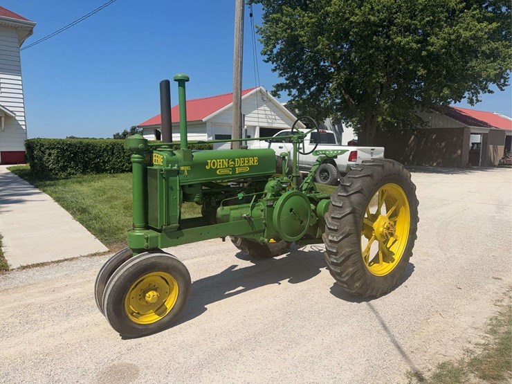 john-deere-a-image-1