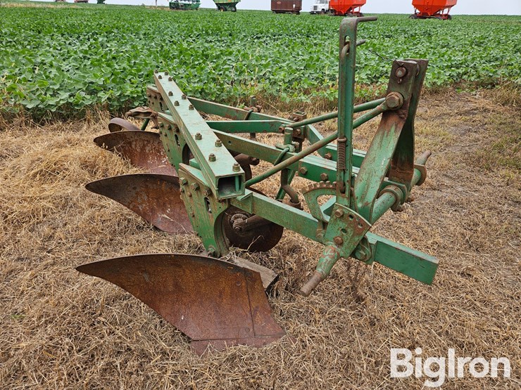 john-deere-f125-image-3